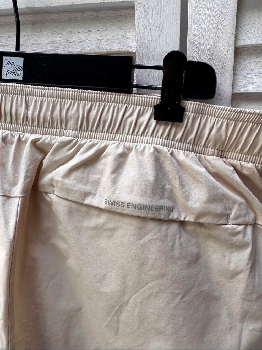 On Running 5” Core Shorts Men’s Beige Athletic Training Shorts Size M - Picture 5 of 7